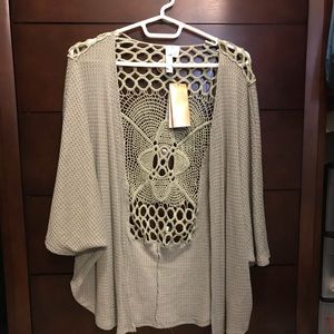 NWT Francesca’s cardigan
